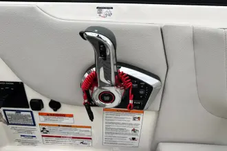 Thumbnail von Sea Ray SDX 270 Outboard