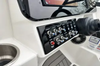 Thumbnail von Sea Ray SDX 270 Outboard