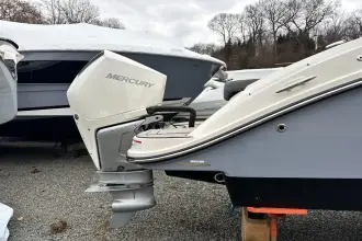 Thumbnail von Sea Ray SDX 270 Outboard