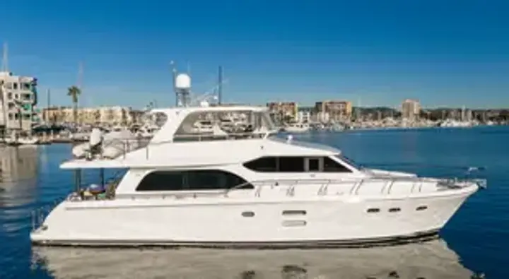 Hampton 620 Pilothouse