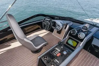 Thumbnail von Sunseeker 65 Sport Yacht
