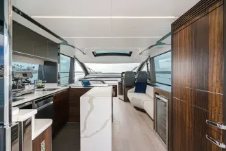 Thumbnail von Sunseeker 65 Sport Yacht