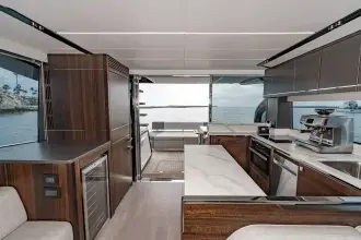 Thumbnail von Sunseeker 65 Sport Yacht