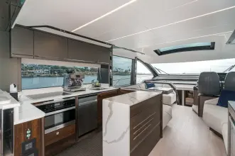 Thumbnail von Sunseeker 65 Sport Yacht