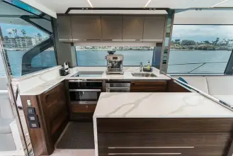 Thumbnail von Sunseeker 65 Sport Yacht
