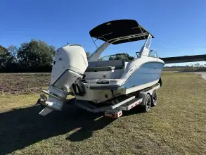 Thumbnail von Sea Ray SDX 230 Outboard