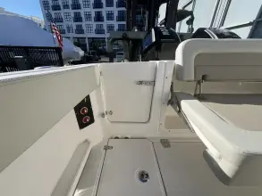 Thumbnail von Boston Whaler 280 Vantage