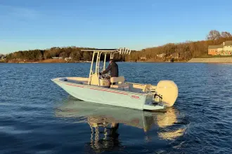 Thumbnail von Boston Whaler 190 Montauk