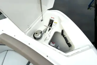 Thumbnail von Boston Whaler 330 Vantage