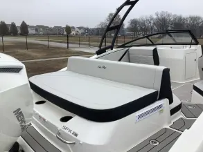 Thumbnail von Sea Ray SPX 210 Outboard