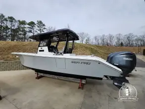Sea Pro Boats 320 CC DLX