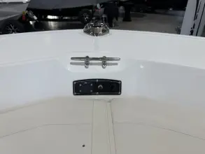 Thumbnail von Boston Whaler 190 Montauk