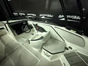 Thumbnail von Sea Ray SPX 210