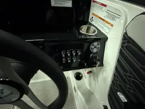Thumbnail von Sea Ray SPX 210