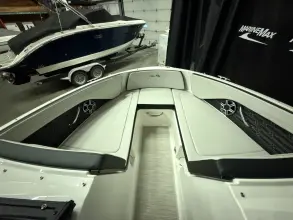 Thumbnail von Sea Ray SPX 210