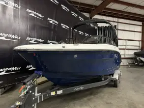 Thumbnail von Sea Ray SPX 210