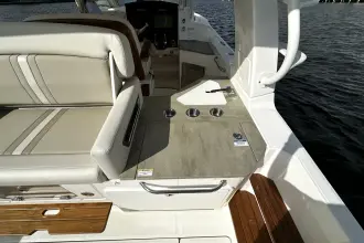 Thumbnail von Boston Whaler 350 Realm