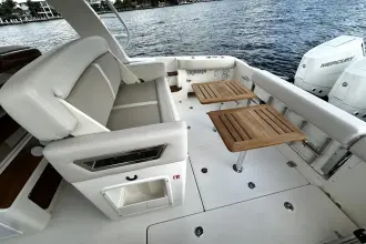 Thumbnail von Boston Whaler 350 Realm