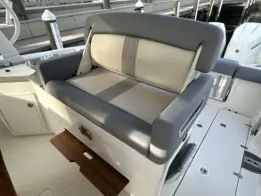 Thumbnail von Boston Whaler 350 Realm