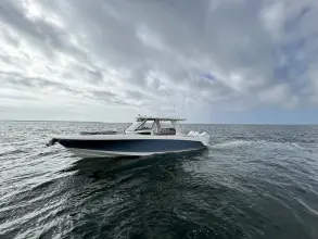 Thumbnail von Boston Whaler 350 Realm