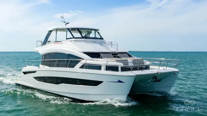 Aquila 54 Yacht
