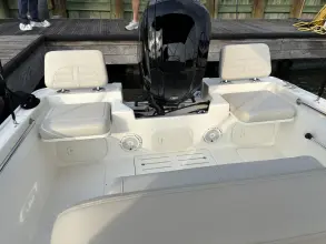 Thumbnail von Boston Whaler 170 Montauk
