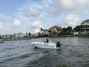 Thumbnail von Boston Whaler 170 Montauk