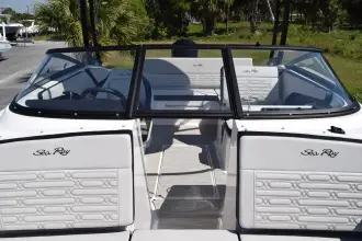 Thumbnail von Sea Ray SPX 210 Outboard