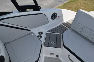 Thumbnail von Sea Ray SPX 210 Outboard