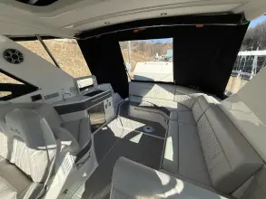 Thumbnail von Sea Ray Sundancer 320
