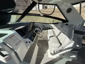 Thumbnail von Sea Ray Sundancer 320