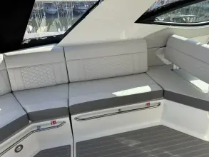 Thumbnail von Sea Ray Sundancer 320