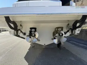 Thumbnail von Sea Ray Sundancer 320