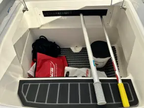Thumbnail von Boston Whaler 220 Dauntless