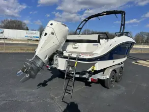 Thumbnail von Sea Ray SPX 210 Outboard