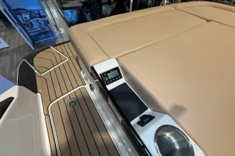 Thumbnail von Sea Ray SLX 280