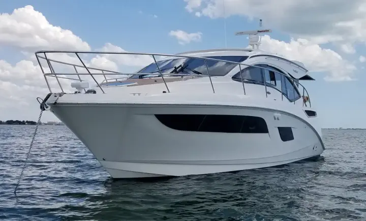 Sea Ray 400 Sundancer