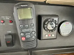 Thumbnail von Sea Ray 400 Sundancer