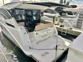 Thumbnail von Sea Ray 400 Sundancer