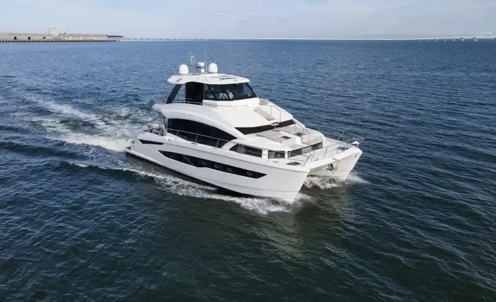 Aquila 54 Yacht