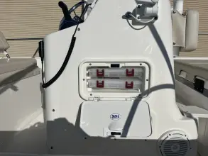 Thumbnail von Boston Whaler 190 Montauk