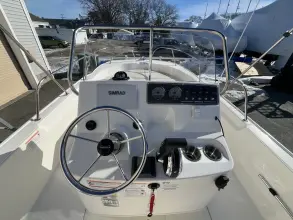 Thumbnail von Boston Whaler 190 Montauk