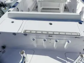 Thumbnail von Twin Vee Powercats 240 Center Console GFX