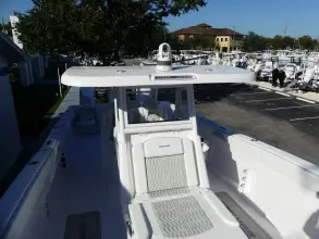 Thumbnail von Twin Vee Powercats 340 Center Console GFX