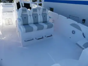 Thumbnail von Twin Vee Powercats 340 Center Console GFX
