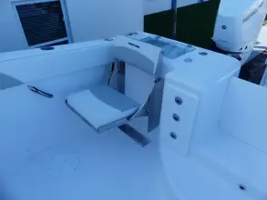 Thumbnail von Twin Vee Powercats 340 Center Console GFX