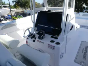 Thumbnail von Twin Vee Powercats 340 Center Console GFX