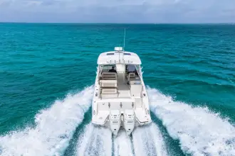 Thumbnail von Boston Whaler 320 Vantage