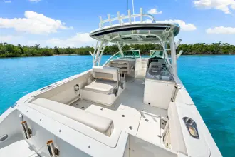 Thumbnail von Boston Whaler 320 Vantage
