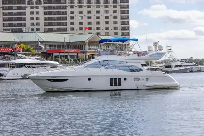Azimut 48 Liquidity